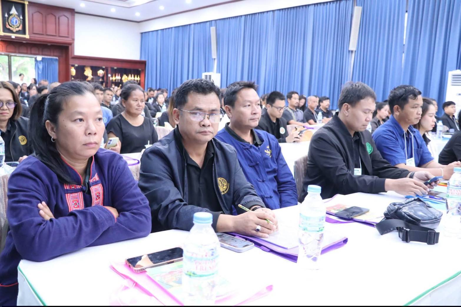 title - เลขาธิการสำนักงานการปฏิรูปที่ดินเพื่อเกษตรกรรม เป็นประธานในพิธีเปิดโครงการฝึกอบรมเชิงปฏิบัติการ หลักสูตร “รู้ปลูก รู้รักษา รู้คุณค่าของหญ้าแฝก” ระยะที่ 2 ภายใต้โครงการพัฒนาและรณรงค์การใช้หญ้าแฝกอันเนื่องมาจากพระราชดำริ ประจำปีงบประมาณ พ.ศ. 2569 ณ ศูนย์ส่งเสริมและพัฒนาอาชีพเสริมนอกภาคการเกษตร (ศพส.)